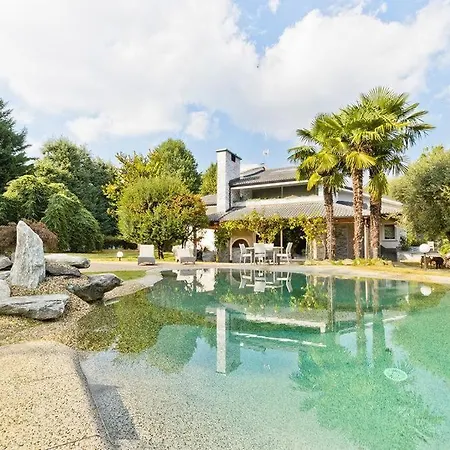 Villa Aurora