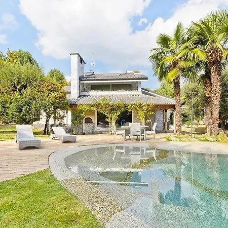 Villa Aurora